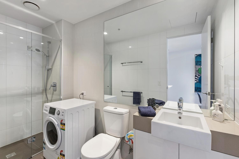 Bathroom 3, Nook Melbourne Apartments, Melbourne