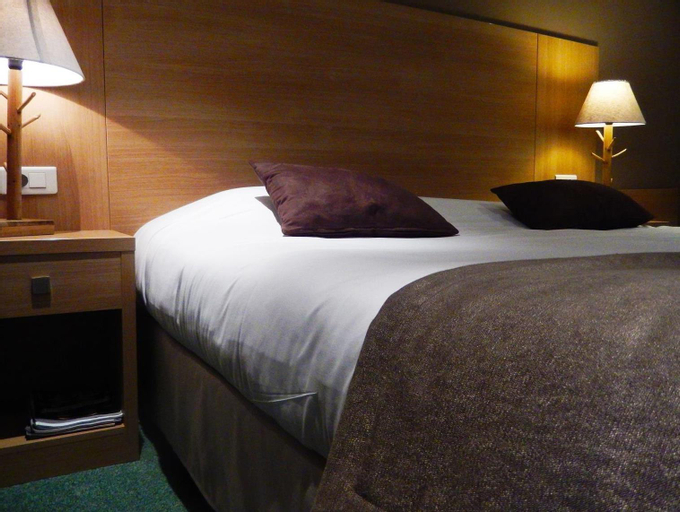Bedroom 15