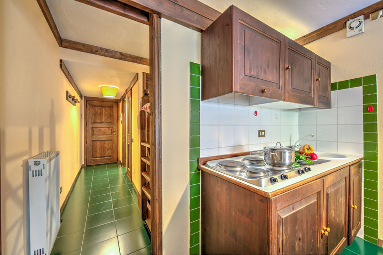 Room 5, Grange Hike Ski - 30D Sestriere, Torino