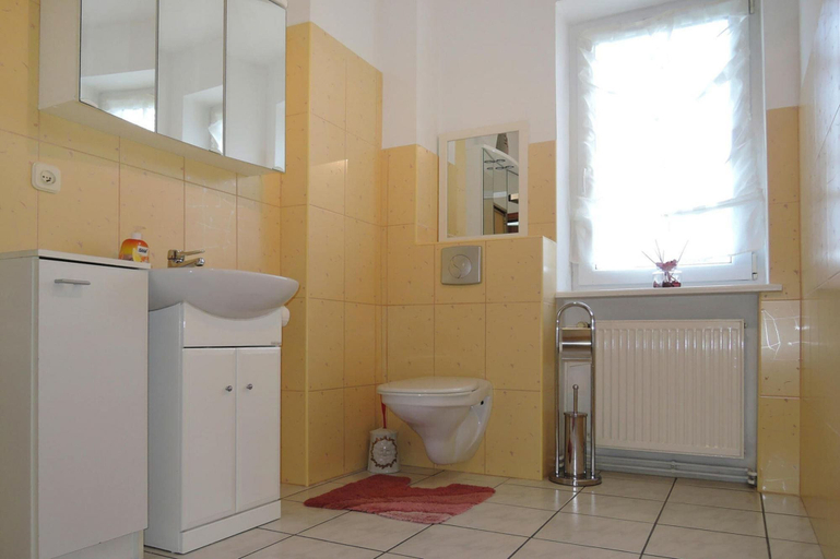 Bathroom 4, Holiday Home in Lubin Near Wollin Park, Kamień
