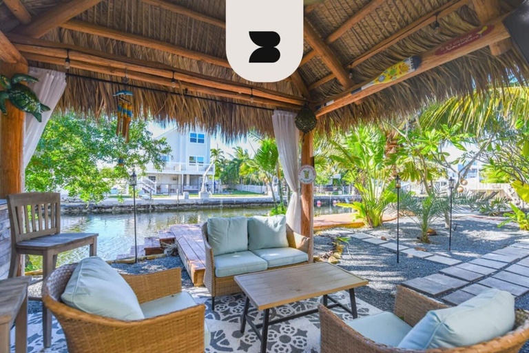 Room 1, Loggerhead Lagoon Canalfront Tiki Hut Dock, Monroe
