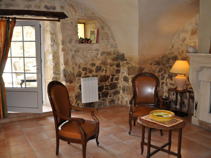 Others 5, Charming Stone House With Terrace, Gard