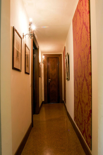 Others 2, Sarai Apartments, Venezia