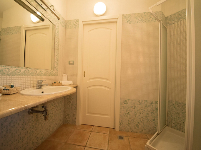 Bathroom 5, Villa in Costa Rei Near Sandy Beach, Cagliari