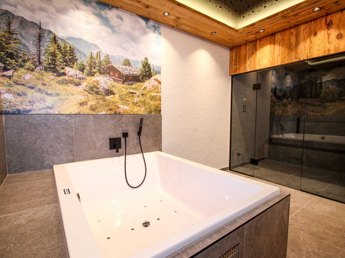 Bathroom 4, Chalet in Konigsleiten Near Ski Lift Zillertal, Zell am See