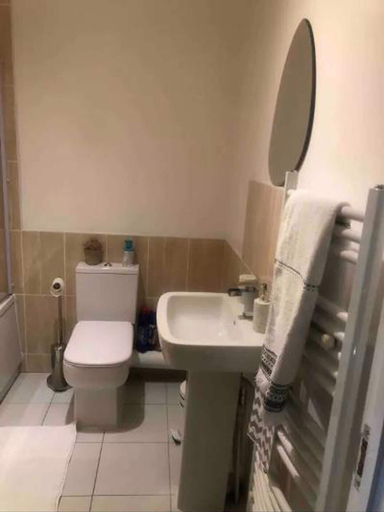 Bathroom 3, Stunning 3-bed House in Bristol, Bristol