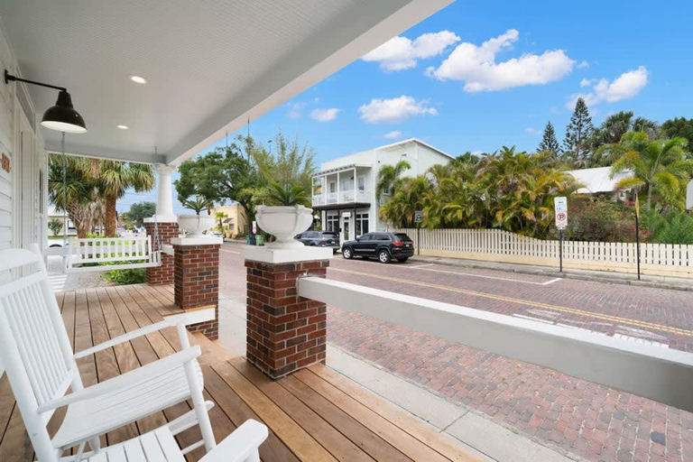 Terrace/patio 3, Casa Padr n Gorgeous Home Steps to 7th Ave, Hillsborough