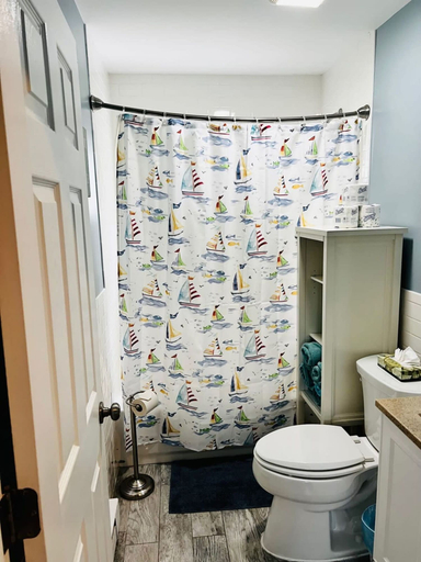 Bathroom 4, Beautiful Priscillabeach Few Min Walk to Beach, Plymouth