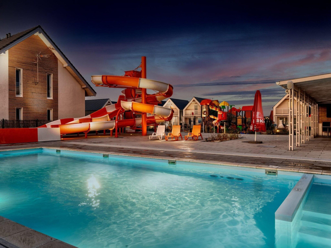 Pool 2, Apartment With a Pool, Attractions for Children, Koszalin