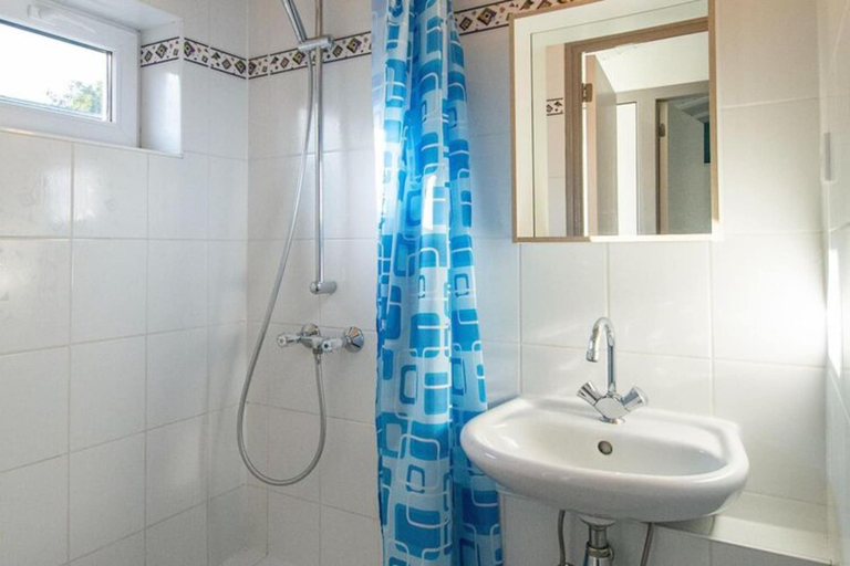 Bathroom 4, Cozy Holiday Home With Garden, Zijpe