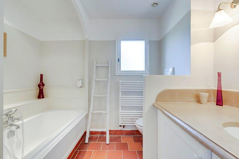 Bathroom 3, Holiday Flats at Domaine de Saint-endreol With Golf, SPA and Pool, Var