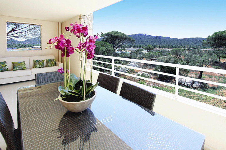 Others 5, Apartment in Corsica Near Palombaggia Beach, Corse-du-Sud