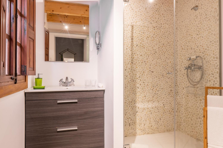 Bathroom 3, Hotel Son Borguny, Baleares