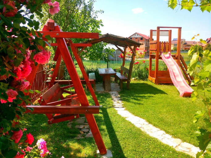 Others 3, Teo Guest Rooms, Sanmartin