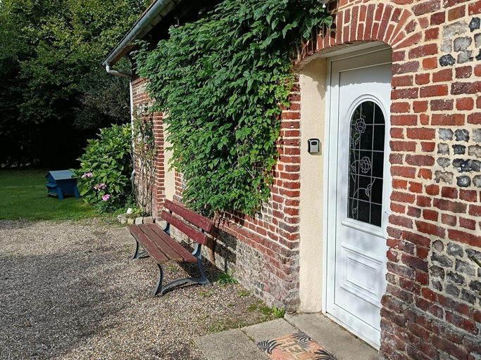 Primary image