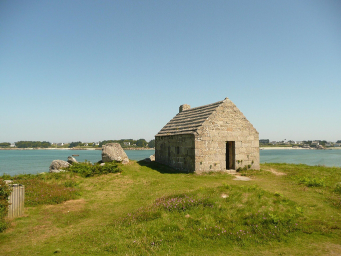 Exterior 3, Seaside Villa in Guisseny With Stunning Views, Finistère