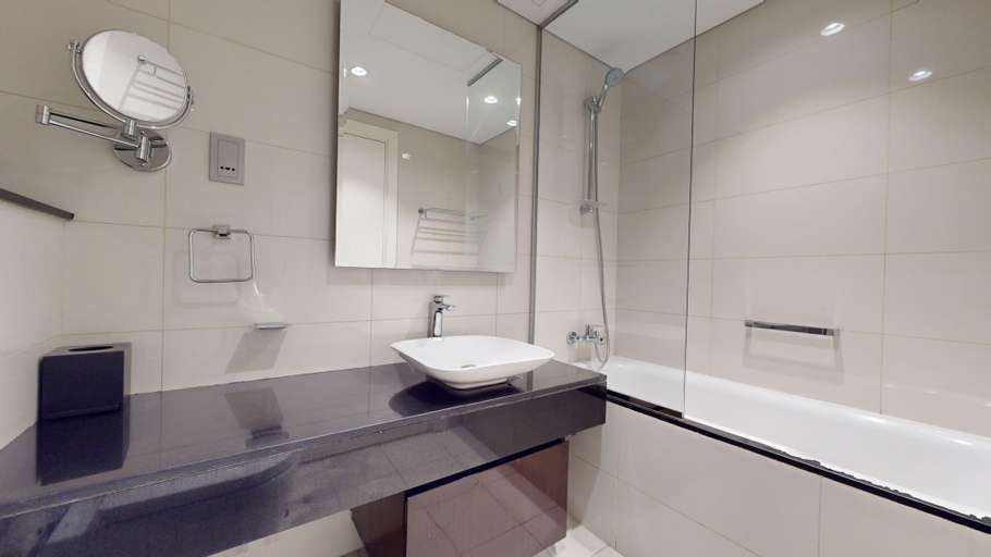 Room 4, Business Bay - Damac Majestine Tower 1219a, Dubai