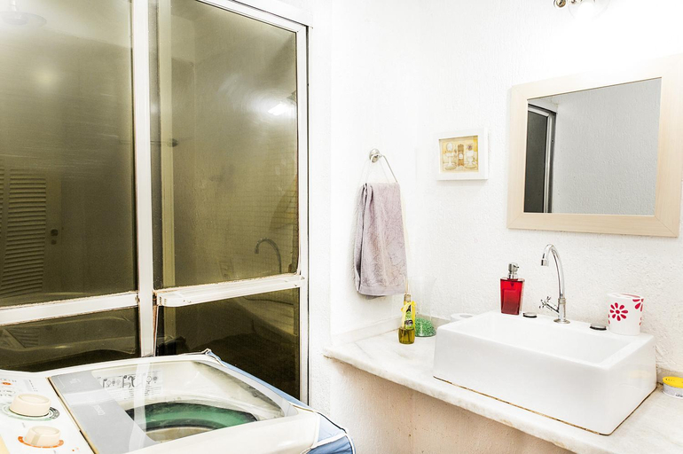 Bathroom 4, Flat Luxuoso Coracao de Copacabana, Rio de Janeiro