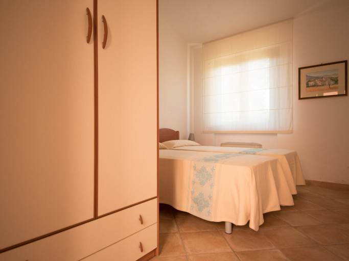 Room 5, Villa on Costa Rei Near Sandy Beach, Cagliari