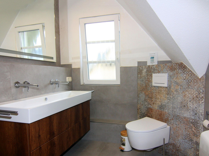 Bathroom 5, Doppelhaushalfte Dunenhaus I, Trassenheide, Vorpommern-Greifswald