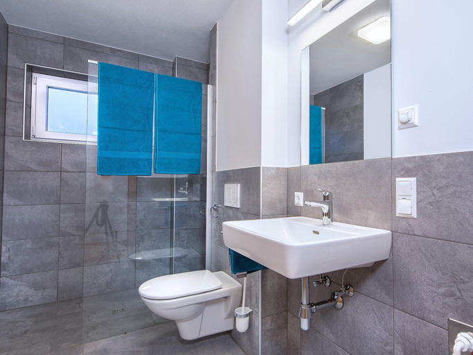 Bathroom 4, Apartment in Neukirchen by Wildkogelbahn, Zell am See