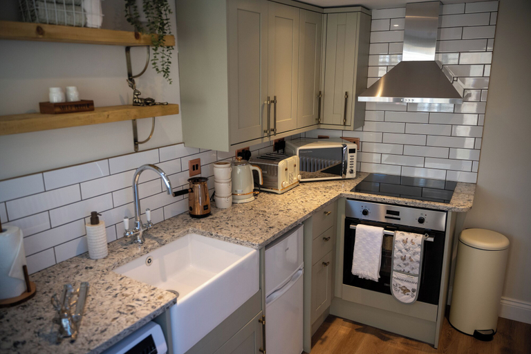 Private kitchen, High Spec 1-bed Cottage in Staindrop, Darlington, Durham