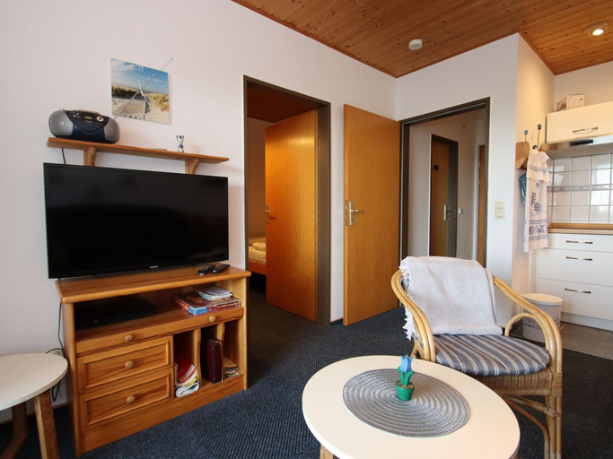Living room 4, Ferienwohnung Tiefblick, Dornumersiel, Aurich