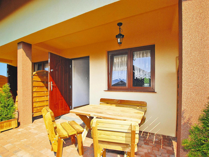 Dining 2, Holiday Homes Close to the Seaside Beach, Koszalin