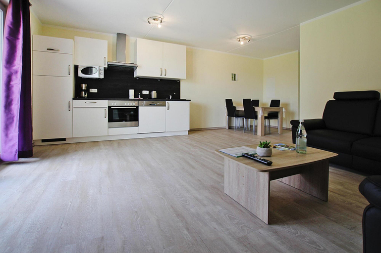 Private kitchen 5, Reihenhaus in Plau am See mit Terrasse und Balkon, Ludwigslust-Parchim