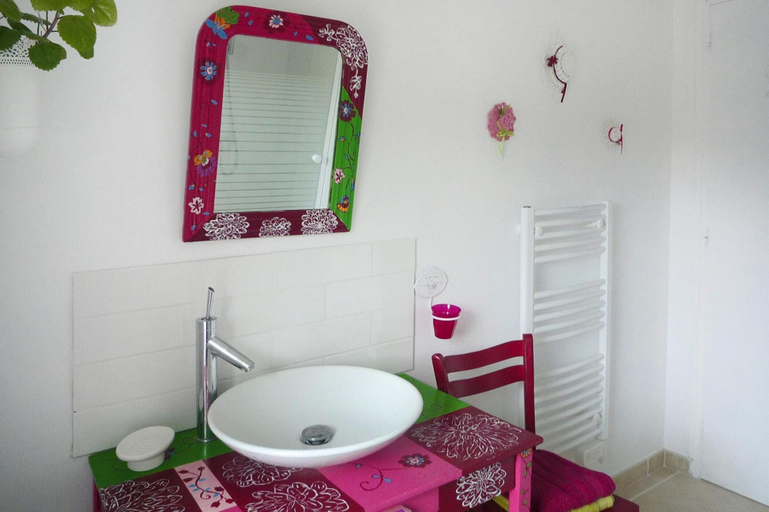 Bathroom 3, Country House near Binic Beaches, Côtes-d'Armor