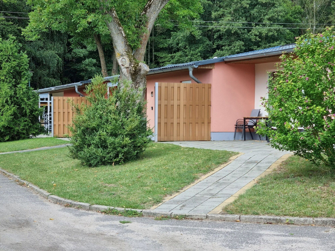 Primary image, Reihenhaus mit Terrasse am Gross Labenzer See, Nordwestmecklenburg