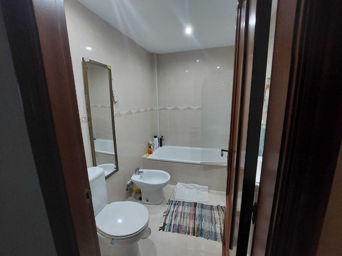 Bathroom 3, Beautiful 2-Bed Apartment next to Gibraltar, Cádiz