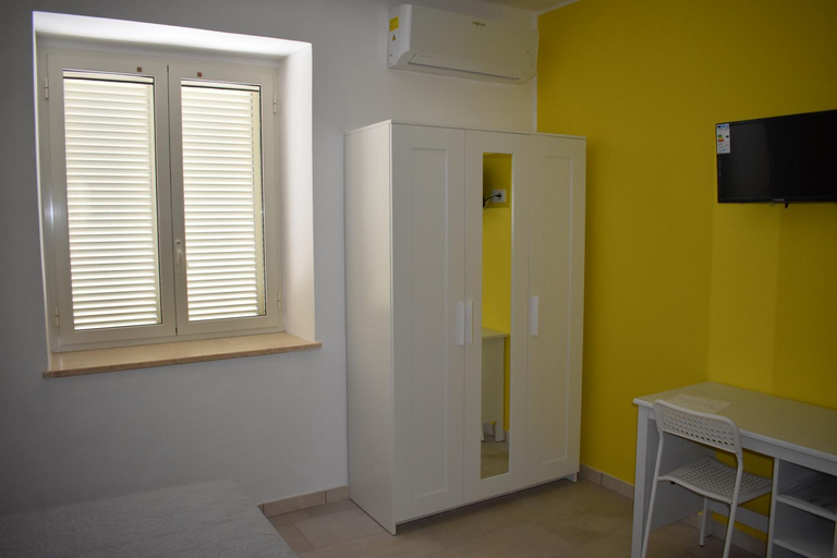 Others 5, B&B Da Zio Peppe, Cosenza