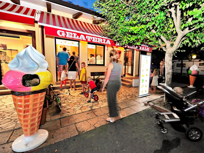 Property grounds, Apartment in the Bella Italia Holiday Park, Verona