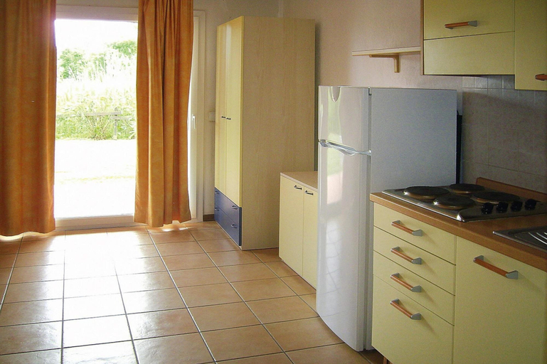 Others 3, Ghisonaccia Apartment Near Sandy Beach, Haute-Corse