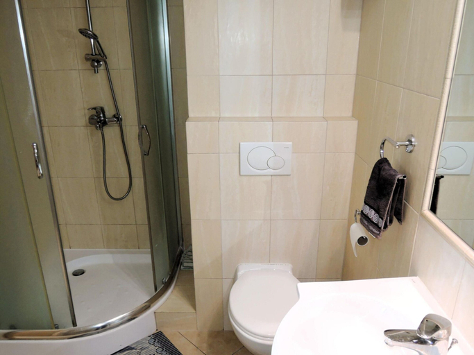 Bathroom 5, Apartment "morskie Oko A" Miedzyzdroje, Kamień