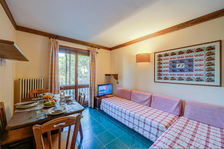 Room 3, Grange Hike Ski - 17C Sestriere, Torino