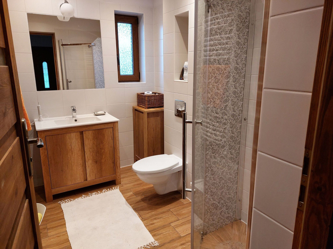 Bathroom 2, Appartment, Wieliczka by Cracow, Wieliczka