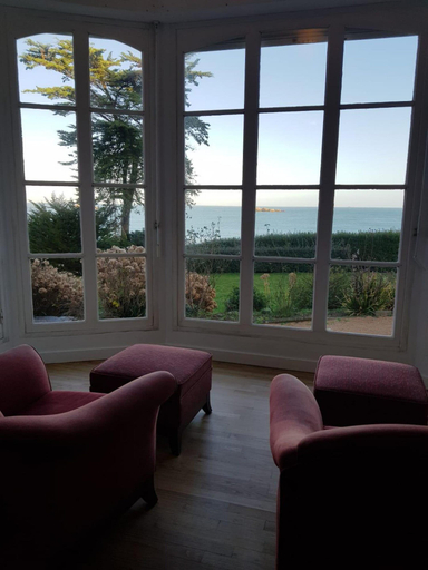 Others 5, Villa in Primel With Sea View and Beach Access, Finistère