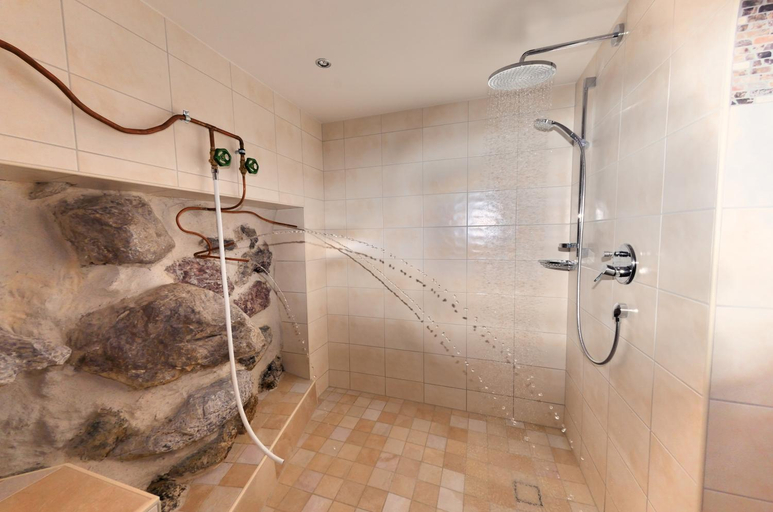 Bathroom 3, Hotel Feichter, Kufstein