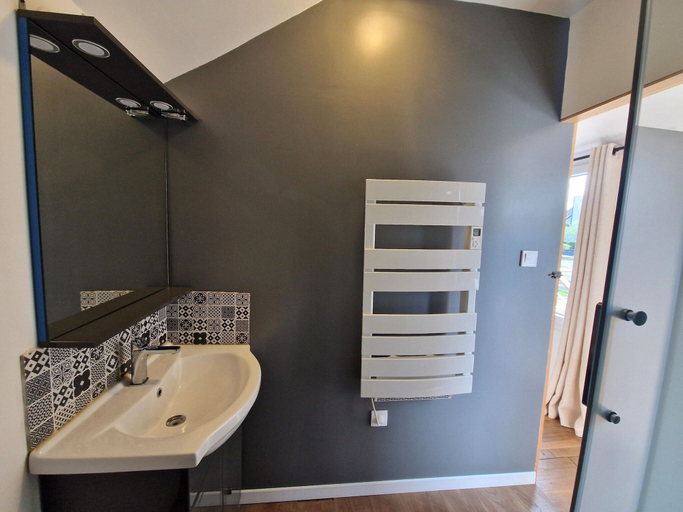 Bathroom 5, Nice House on Fenced Plot, Near Val Andre, Côtes-d'Armor