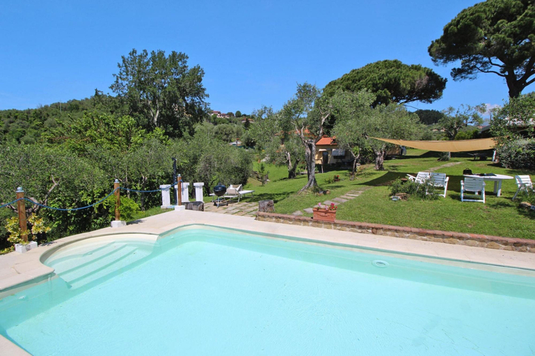 Pool 5, Holiday Home Villa del Pino, Massarosa, Lucca
