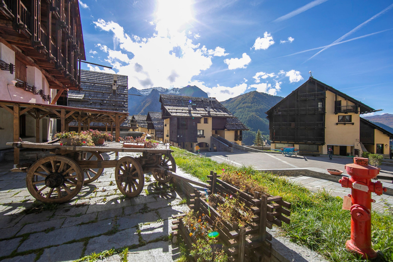 Room 2, Grange Hike Ski - 47D Sestriere, Torino