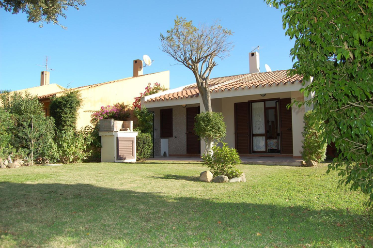 Others 4, Casa Le Tuie, Cagliari