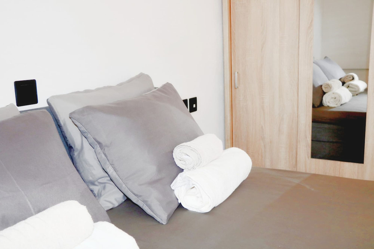 Bedroom 3, JM Apartment in Kamena Vourla, Central Greece