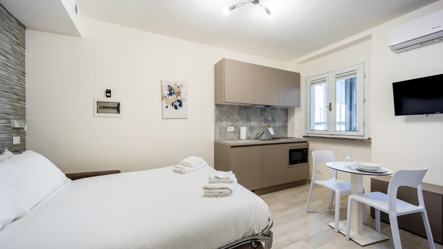 Room 4, Italianway - The B Village Superior - 43, Milano