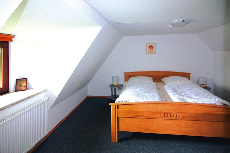 Room 5, Holiday Home on the Dike, Busum, Dithmarschen