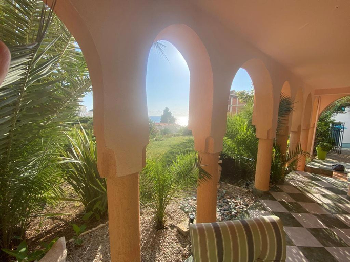 Others 4, Maroccana