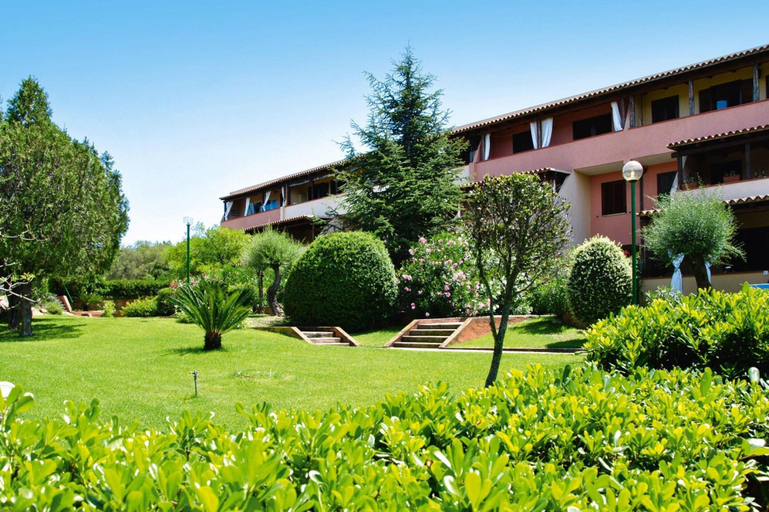 Exterior 2, Apartment in Porto Rotondo Near Sandy Beach, Olbia-Tempio