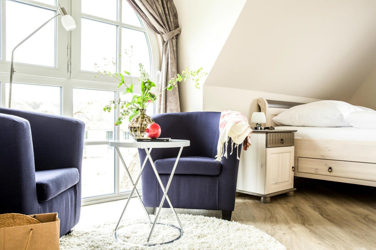 Dining 5, Luxushaus Boddenkuste mit Sauna, Vorpommern-Rügen